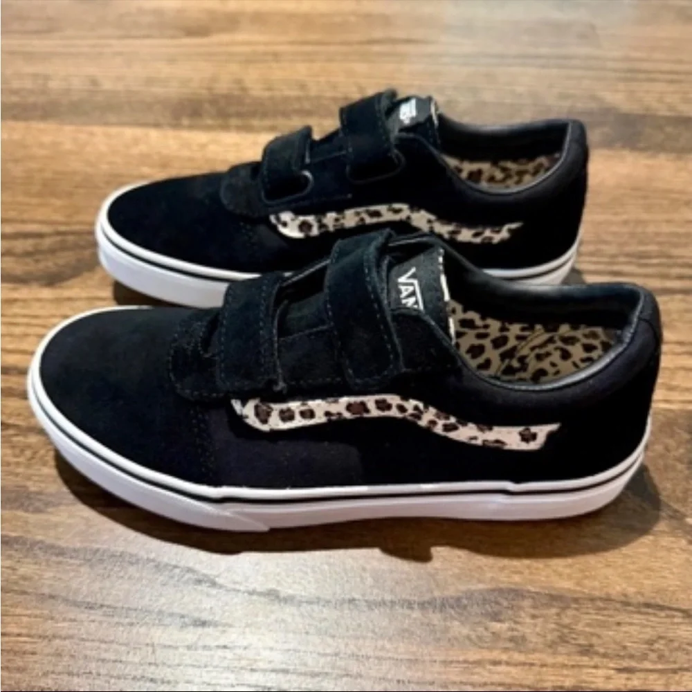 Vans Kids Black Suede Velcro Sneakers with Leopard Lining